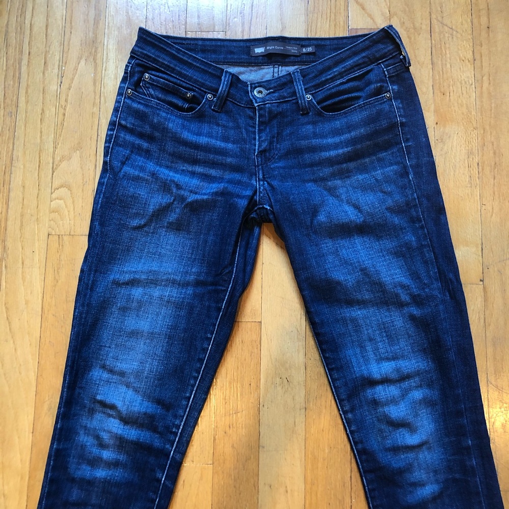 Levi’s Women’s Slight Curve Modern Rise Jeans 0/25 - Picture 3 of 9